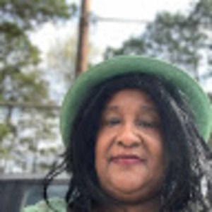 Meet your Posher, Jeanette